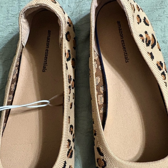 Amazon Essentials Leopard Print Ballet Flats - Beige with Black and Brown Spots - Picture 2 of 3